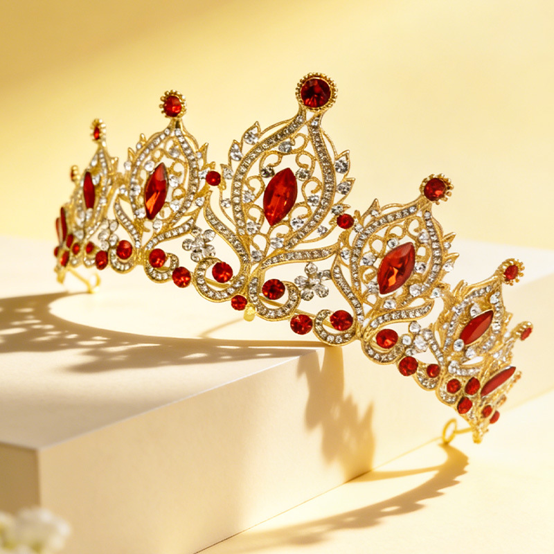 Women'S Red Accessories - 亜鉛合金製、ラインストーン付き、バロック様式の王冠。赤いブライダルヘアアクセサリー。結婚式やパーティーで着用できる、女性用のヘッドピース。