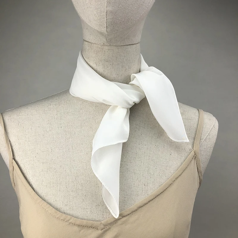 新しい女性シルクスカーフスクエアネックショールレディホワイト - Silk Scarf Square のレビューと価格