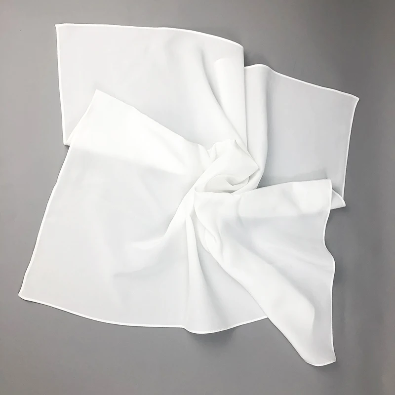 新しい女性シルクスカーフスクエアネックショールレディホワイト - Silk Scarf Square のレビューと価格