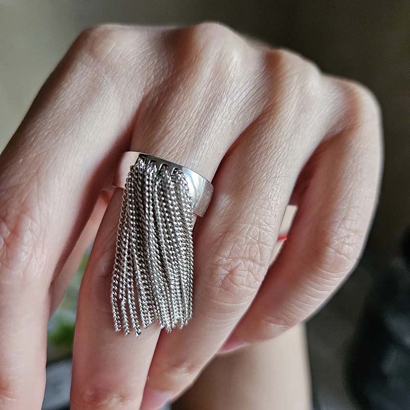 女性と男性のためのシルバーの幾何学的なチェーンリング,ヒップ - Women'S Emo Accessories のレビューと価格