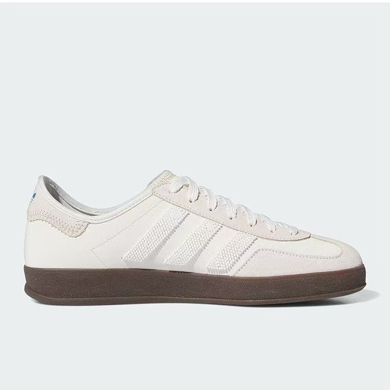 アディダス×CLOTのコラボレーションによるレディースシュー - Adidas Shoes Gazelle のレビューと価格