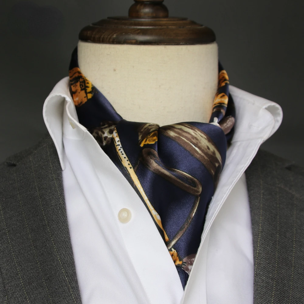 英国製、紳士用シルクスカーフ、小さめの正方形タオル、サテンシ - Silk Scarf Square のレビューと価格